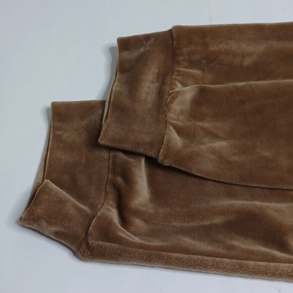 Brown Velour Tracksuit Set - Picture 12 of 16